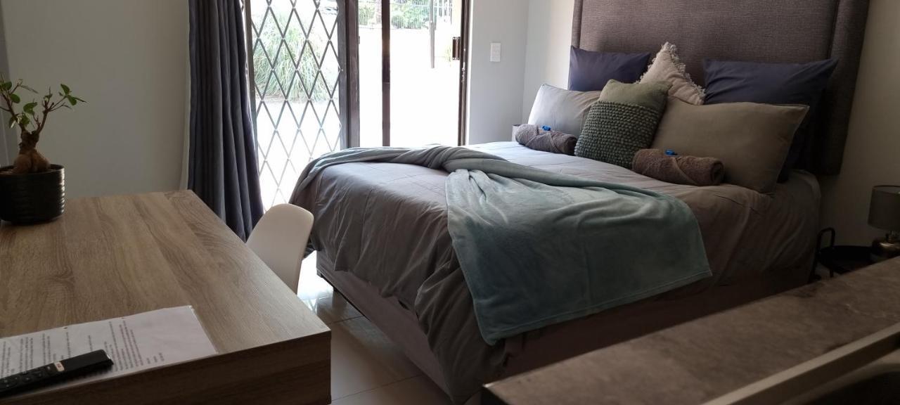 Atterbury Self Catering Studios Pretoria-Noord Exterior foto